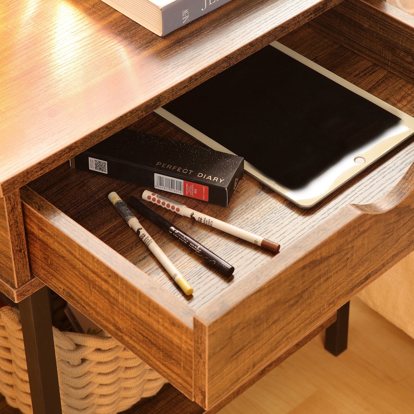 JJS Side End Table, Easy Assembly