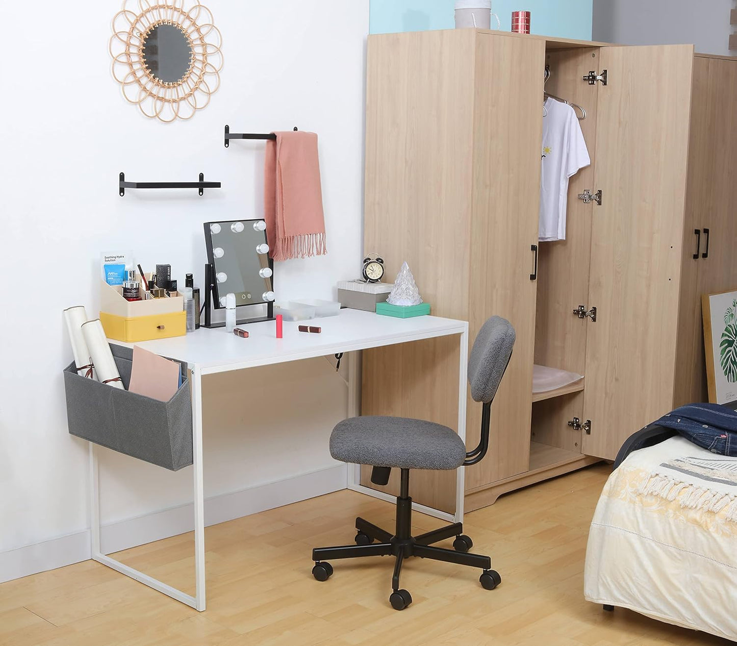 JJS Small Computer Desk Simple Style Writing Desk for Small Spaces Home Office